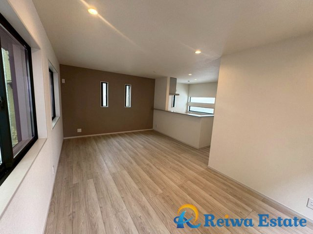 新築戸建　高座郡寒川町中瀬の居間・リビング