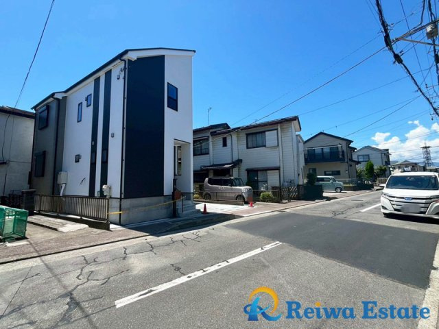 新築戸建　高座郡寒川町中瀬の前面道路含む現地写真