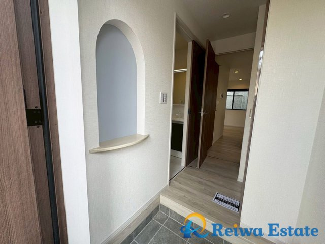 新築戸建　高座郡寒川町中瀬の玄関