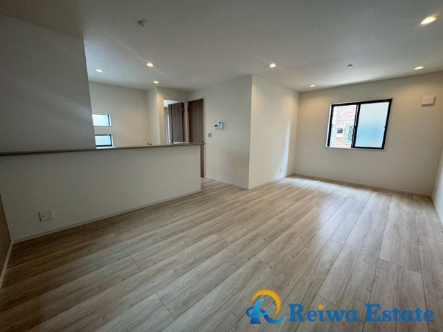 新築戸建　高座郡寒川町中瀬の居間・リビング