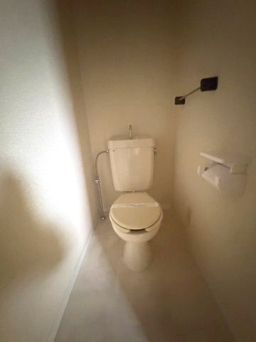ジュネパレス旭が丘のトイレ|落ち着いたトイレです