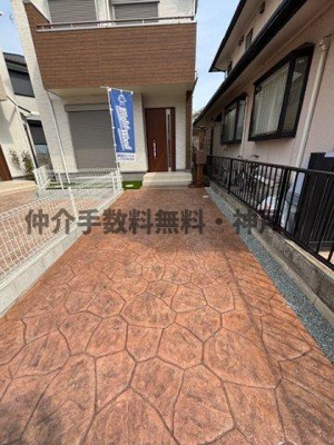 【駐車場】 | 神戸市須磨区天神町2丁目　新築戸建3号棟　仲介手数料無料！ | カースペースがあります