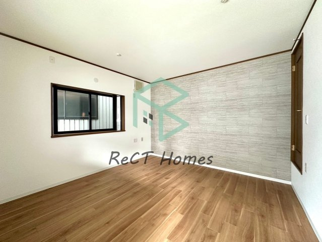 姫路市飾磨区今在家２丁目の一戸建ての洋室