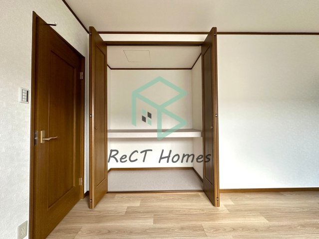 姫路市飾磨区今在家２丁目の一戸建ての玄関