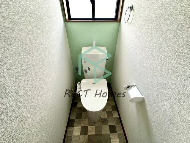 姫路市飾磨区今在家２丁目の一戸建てのトイレ