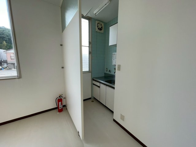 岡崎市百々町　清水ビルの内装