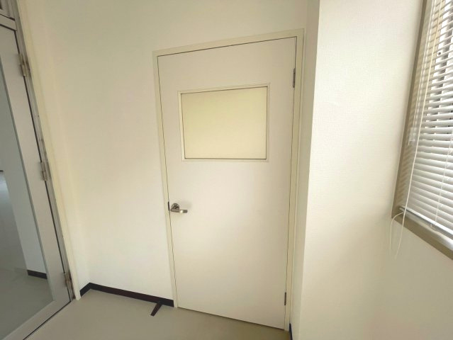 岡崎市百々町　清水ビルの内装