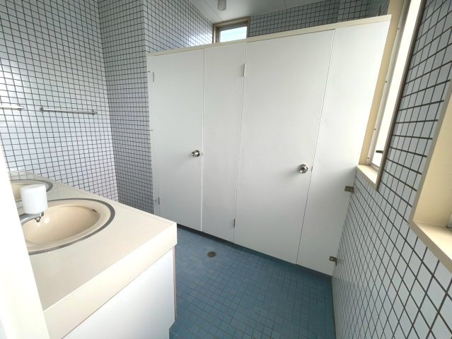岡崎市百々町　清水ビルのトイレ