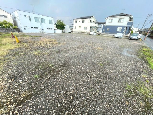 岡崎市百々町　清水ビルの庭