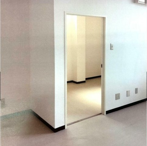 岡崎市百々町　清水ビルの内装