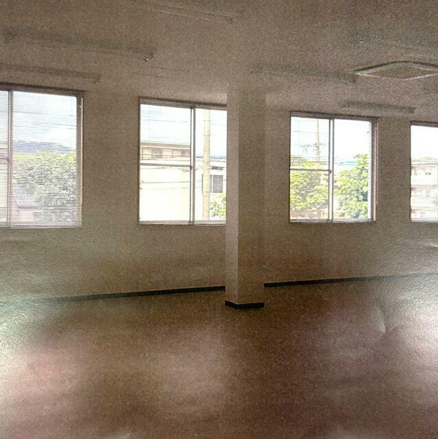 岡崎市百々町　清水ビルの内装