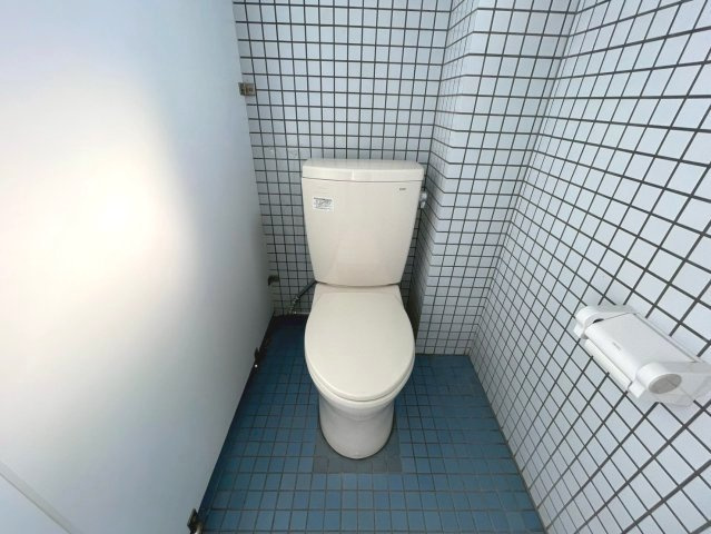 岡崎市百々町　清水ビルのトイレ