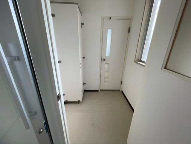 岡崎市百々町　清水ビルの内装