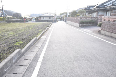 【前面道路含む現地写真】 | 鹿屋市上野町　売地 | 北側