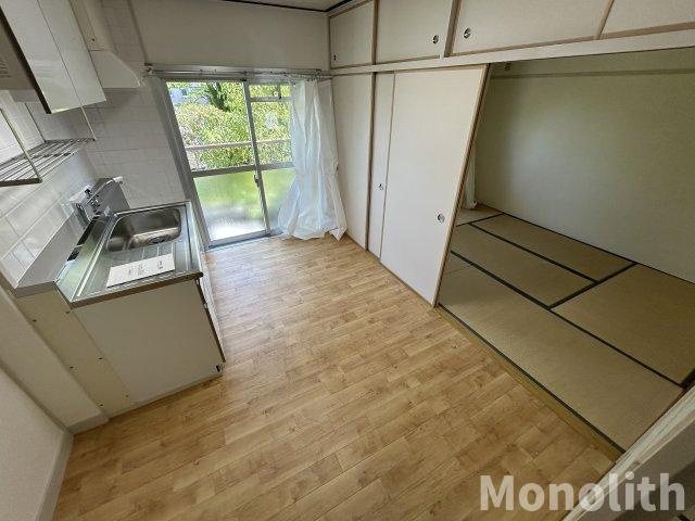 鶴山台33号棟の居間・リビング