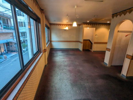 大阪写真会館の内装|内装もきれいです