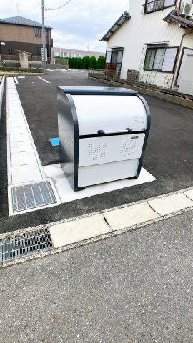 ダイヤモンドヒルズ半田上池の駐車場