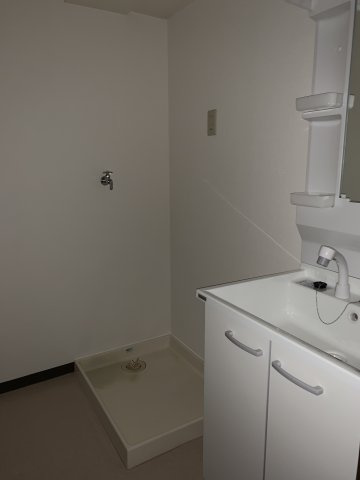 アルトラマンション　A棟の洗面所