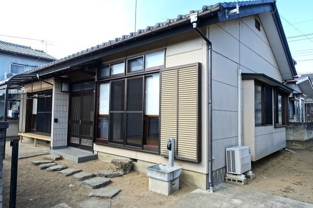 高崎市棟高町　中古住宅の外観