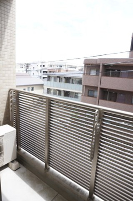 【バルコニー】 | フローラ今川 | 別号室の写真になります。現況優先。