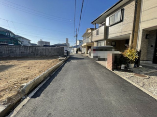 【前面道路含む現地写真】 | 売地　朝日ケ丘2丁目