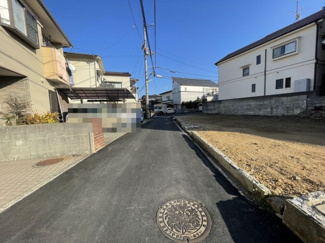 【前面道路含む現地写真】 | 売地　朝日ケ丘2丁目