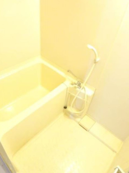 イーストハイツ高崎の浴室|きれいなお風呂です