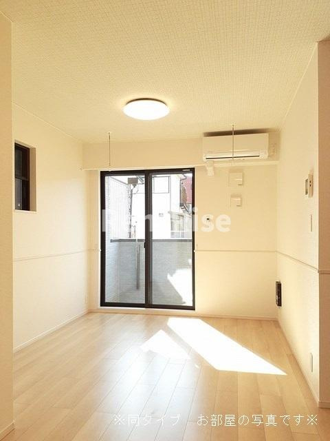 ラフィネ　ジェンテ　Ｖの居間・リビング|居室・リビング