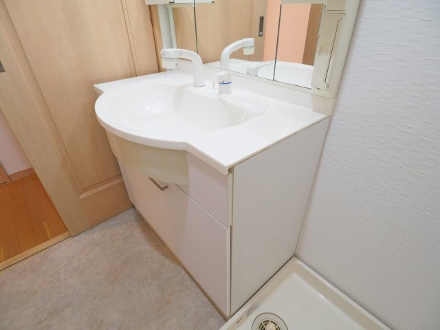 クレサンテームの居間・リビング