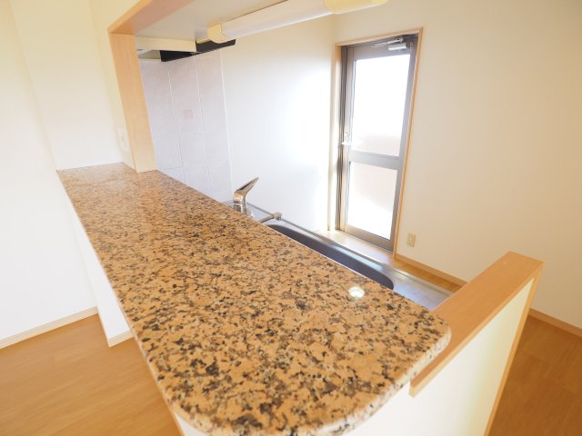 クレサンテームの居間・リビング