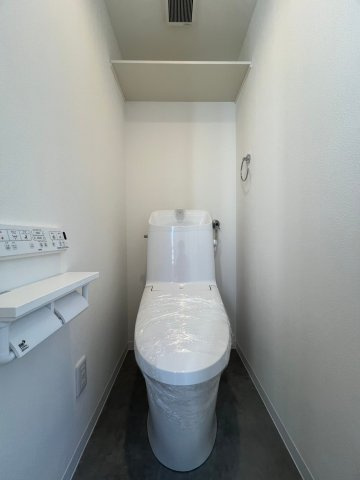 メゾンドルチェ十五番館のトイレ|必須の温水洗浄付き便座◎