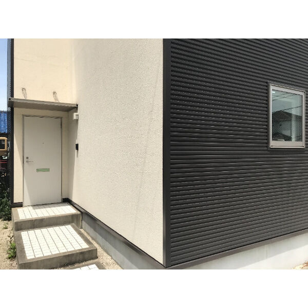 Premiere4の駐車場