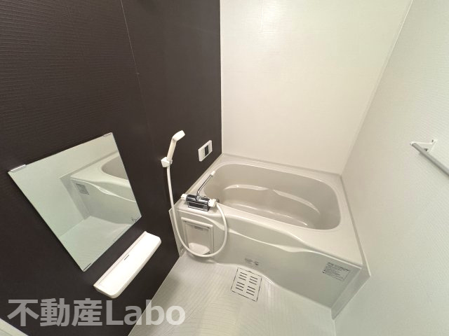 カネウロコ北矢三の浴室