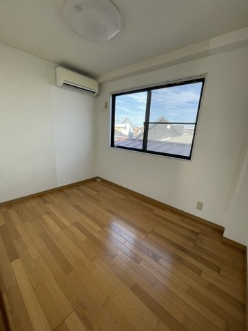貫井5丁目戸建の寝室