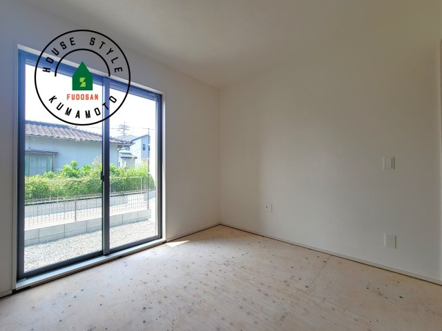 熊本市南区御幸木部3丁目第2-2棟（2号棟）　の和室|柔らかい畳が心地よい和室