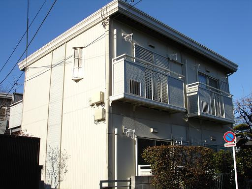 府中市紅葉丘２丁目のアパートの外観