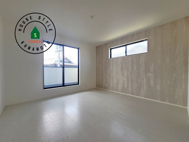 熊本市南区御幸木部3丁目第3-2棟（4号棟）　の寝室|主寝室には収納力に優れたクローゼットがありますので、お部屋もすっきり片付きます。