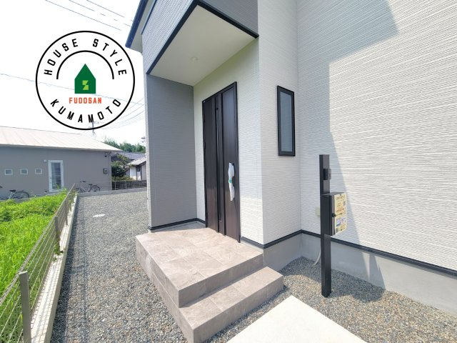 熊本市南区御幸木部3丁目第3-2棟（4号棟）　の和室|おでかけの時も帰った時も、「我が家」を最初に感じでもらえる素敵な空間に。