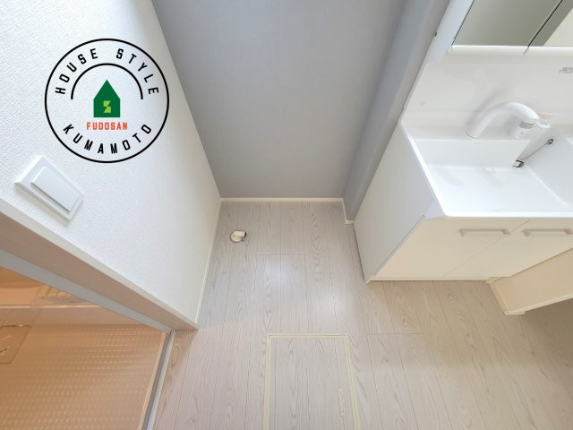 熊本市南区御幸木部3丁目第3-2棟（4号棟）　のランドリースペース|ランドリースペースとなります。広々して有効的にご使用できます。 