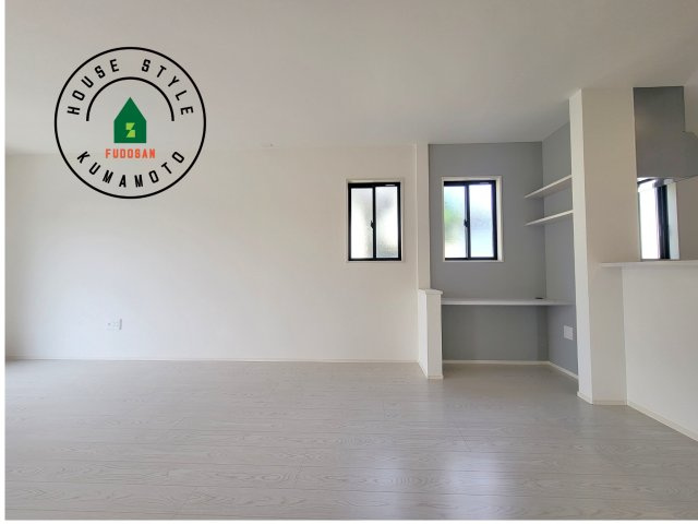 熊本市南区御幸木部3丁目第3-2棟（4号棟）　の居間・リビング|多くの時間を過すことになるリビングだからこそ、いつも穏やかな空間・解放感が味わえ毎日が充実します。