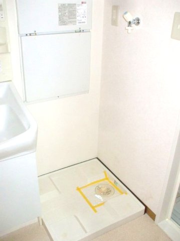 エスポワール松園Ａの設備|洗濯機置き場