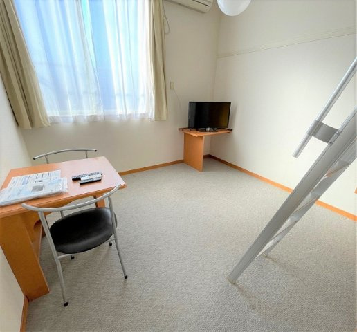 レオパレス輝の居間・リビング