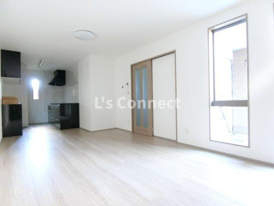 【居間・リビング】 | 大代貸家Ｄ | １４．２帖のＬＤＫです。