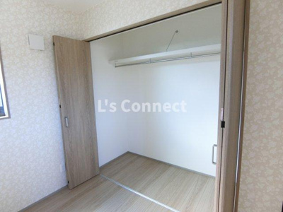 【設備】 | 大代貸家Ｄ | 各洋室にクローゼット付き。