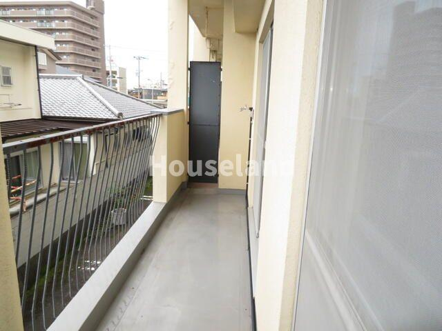 川端ビルのバルコニー