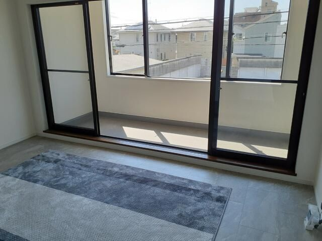 紀の川ビルの洋室