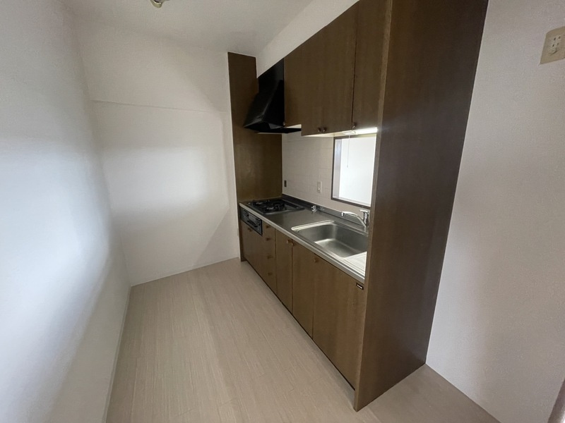 エスポアール岩根のキッチン|同物件別部屋イメージ写真