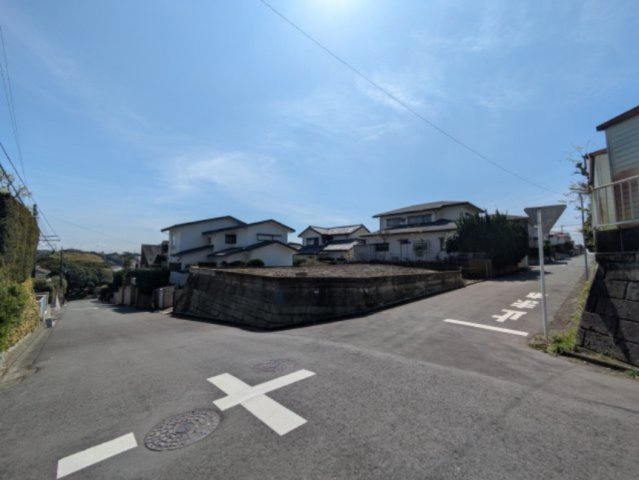 旧分譲地　北西角地　建築条件なしの外観|北西角地