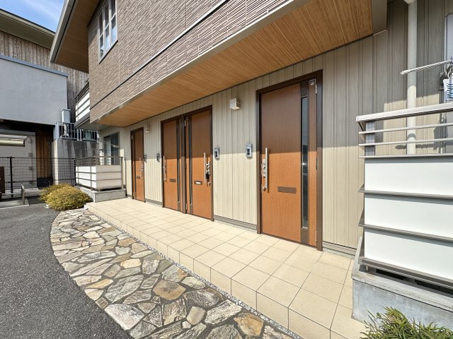 シャーメゾン ルフレのエントランス