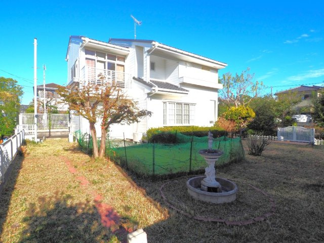 海まで徒歩１０分！海と富士山を望むプロムナード沿いの戸建の外観